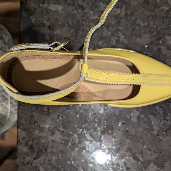 NWOT Yellow T-Strap The Office Of Angela Scott Heels Dustbag Included No Box - Picture 9 of 10
